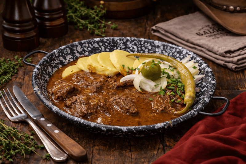 200g Plzeňský pivný guláš